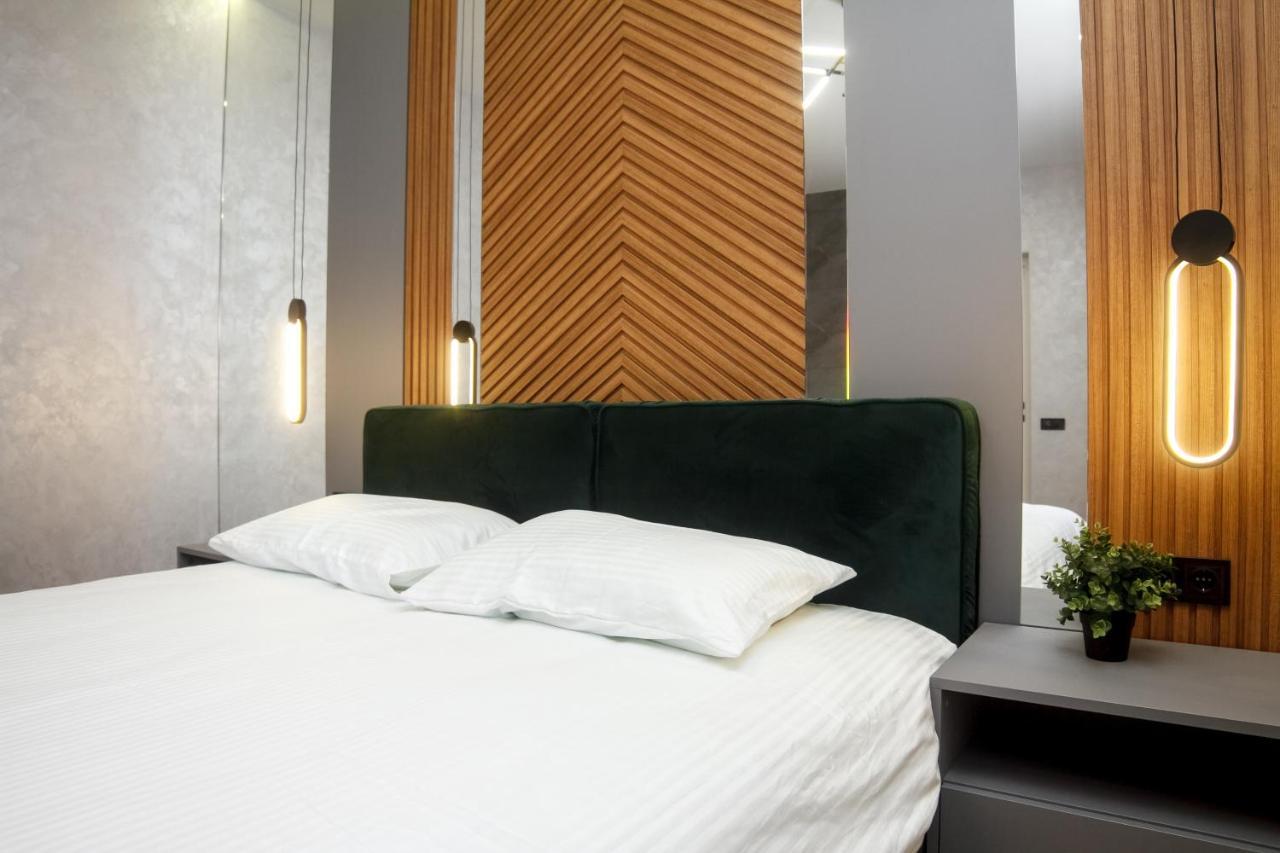 Vip центр львова джакузі камін площа ринок Apartment *