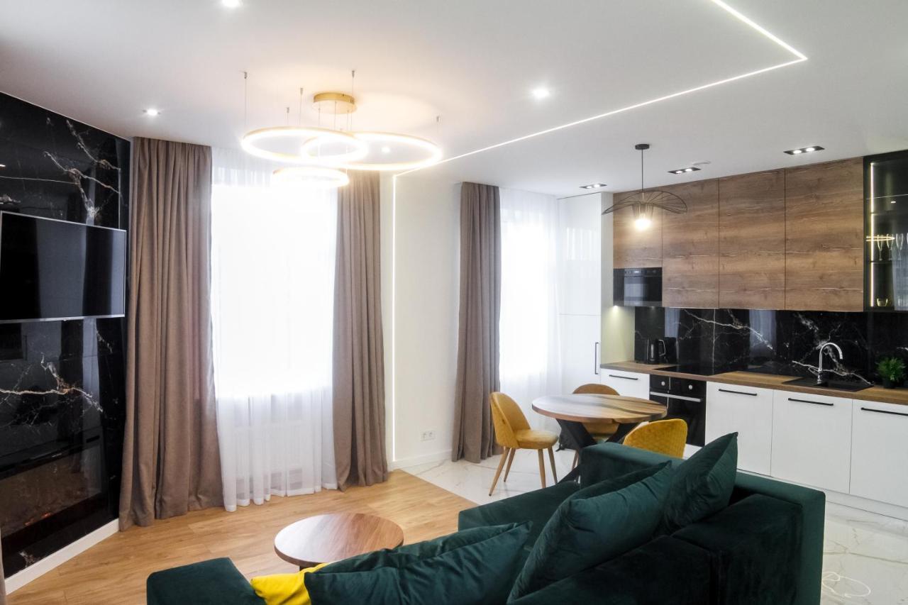 Apartment Vip центр львова джакузі камін площа ринок